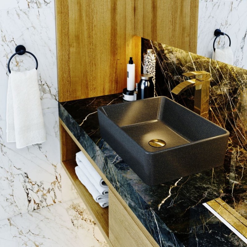 c106169130e2330bb25f1cd751793feb