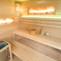 SAUNA-FINSKA-WYSOKOTEMPERATUROWA-Z-PIECEM-LARK5HARVIA-6KW-4-5-OSOBOWA-180-160-CM_[92601]_1200.jpg