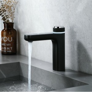 Bateria umywalkowa łazienkowa F06-BL-A czarna LCD